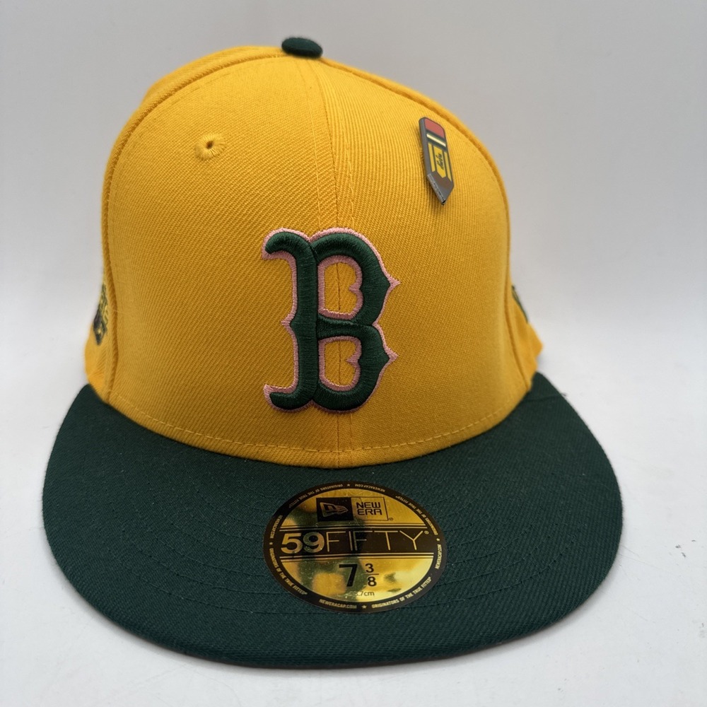 New Era MLB Boston Red Sox World Series 04' Fitted Hat 7 3/8 Green, Yellow, Pink